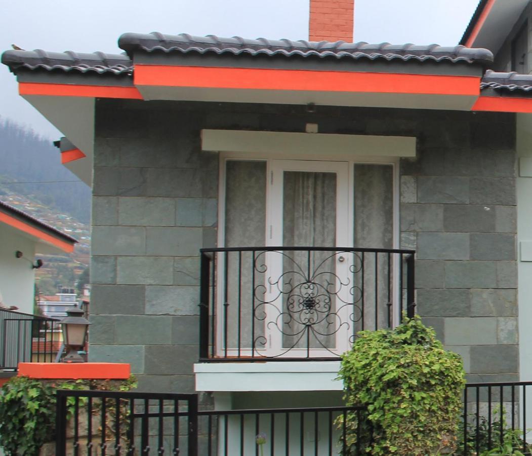 Two Seas Residence Ооти Екстериор снимка