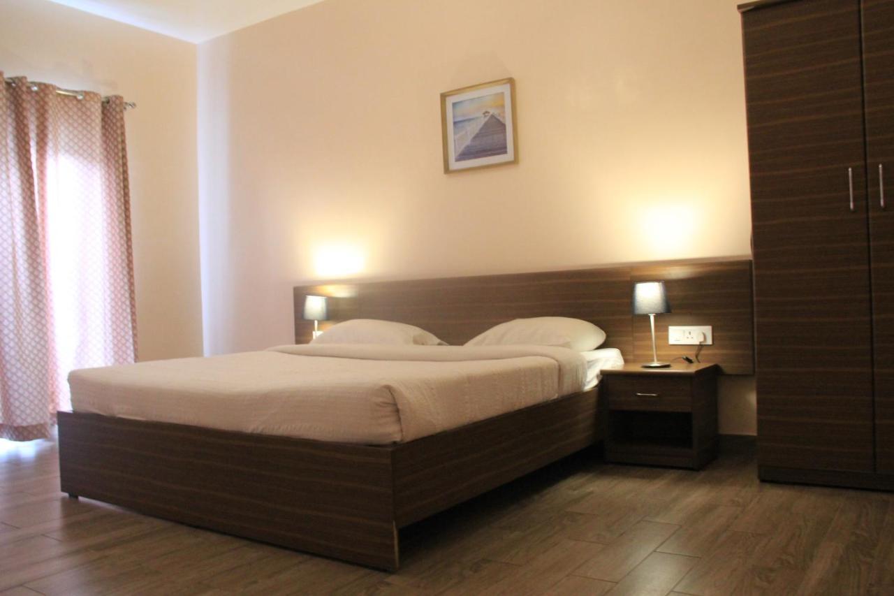 Two Seas Residence Ооти Екстериор снимка