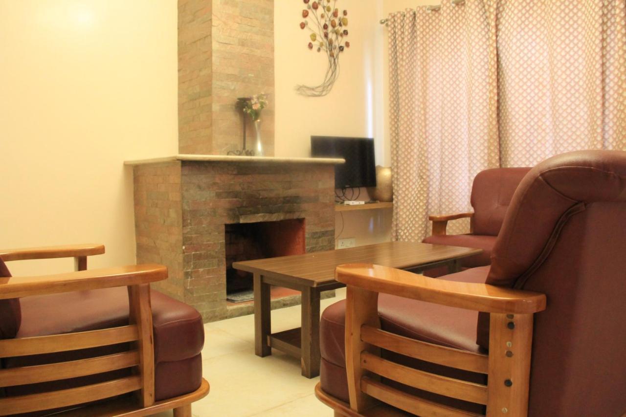 Two Seas Residence Ооти Екстериор снимка