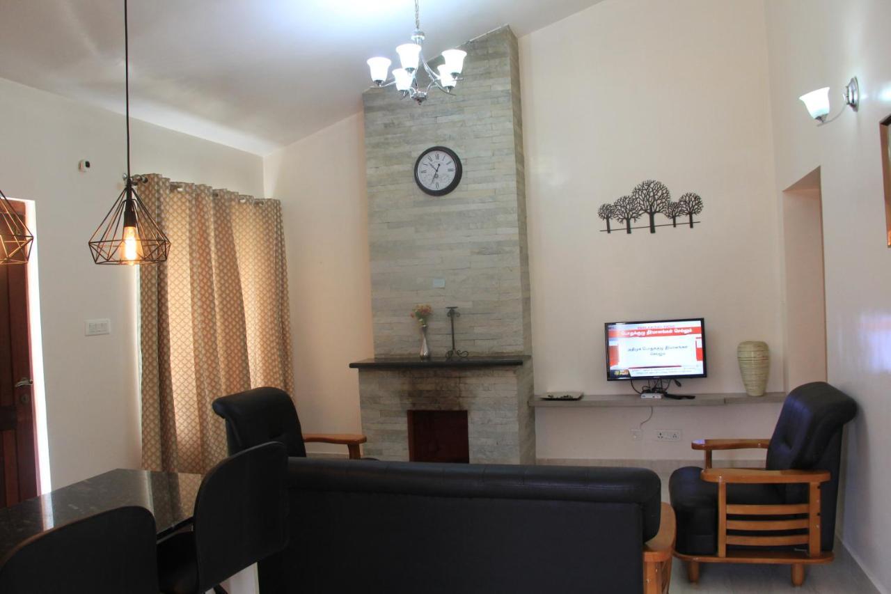 Two Seas Residence Ооти Екстериор снимка