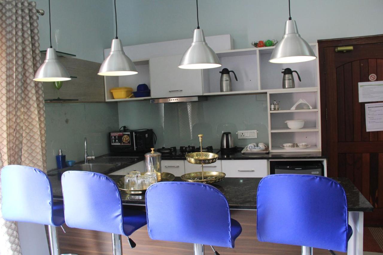 Two Seas Residence Ооти Екстериор снимка