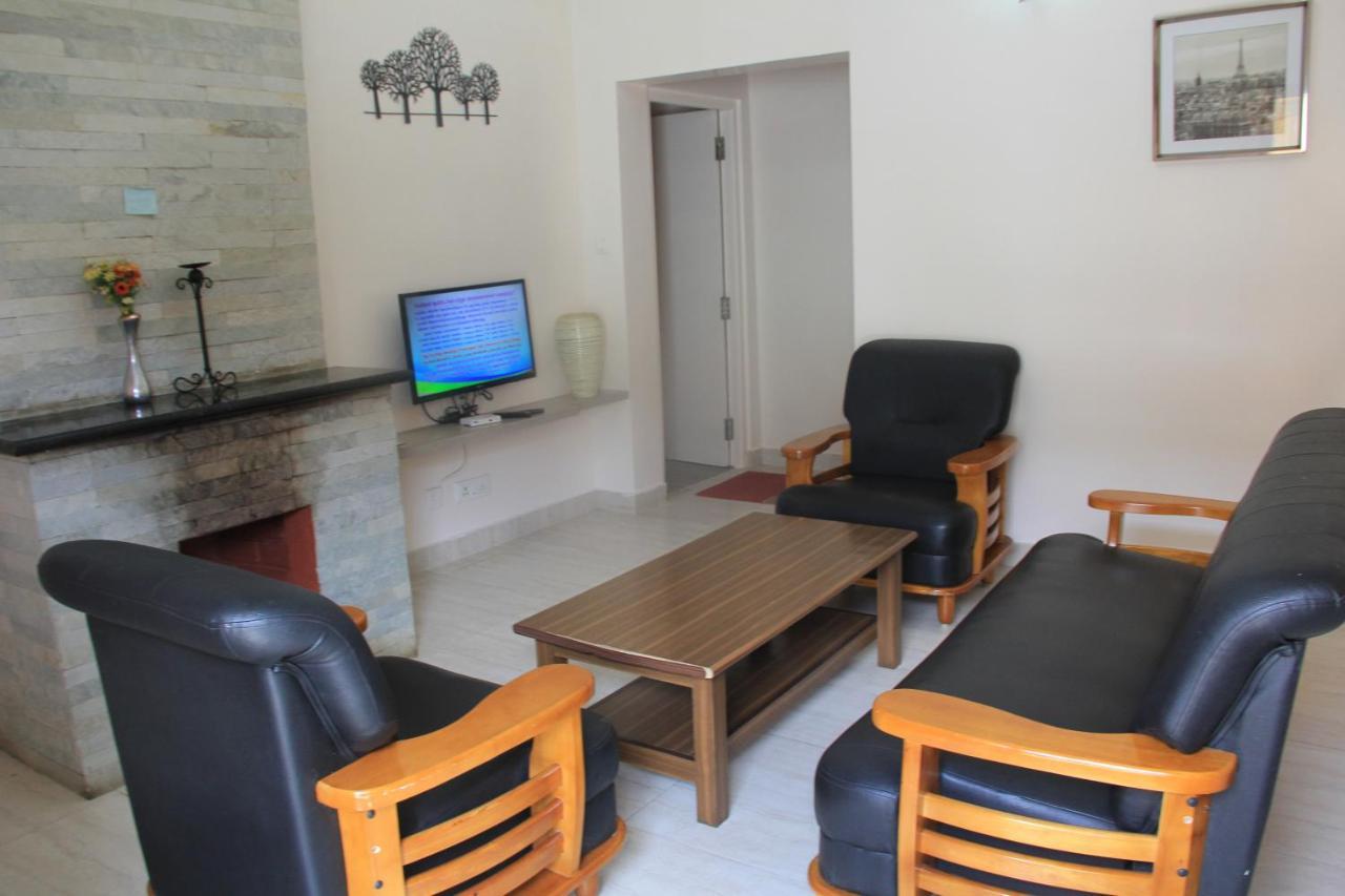 Two Seas Residence Ооти Екстериор снимка